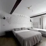 Hotel Rainha Santa Isabel - History