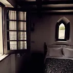 Hotel Rainha Santa Isabel - History Obidos