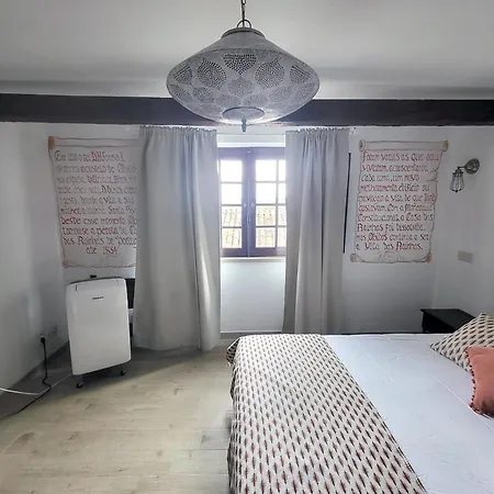 Rainha Santa Isabel - History Hotell 3*