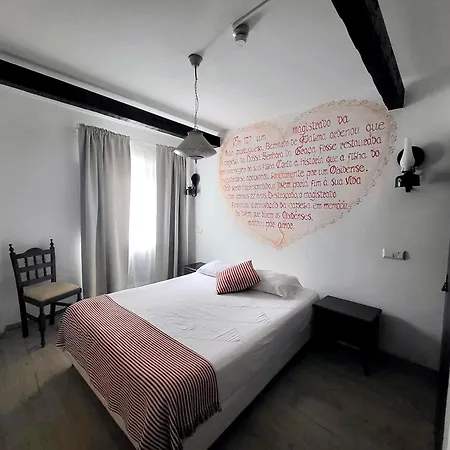 Rainha Santa Isabel - History