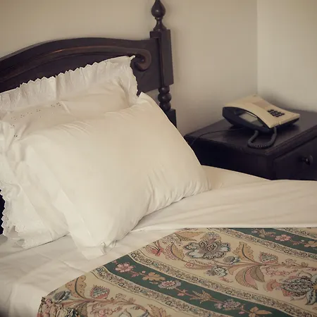 Rainha Santa Isabel - History Hotel Óbidos