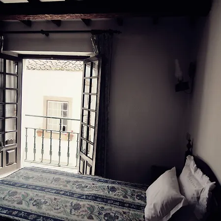 Otel Rainha Santa Isabel - History