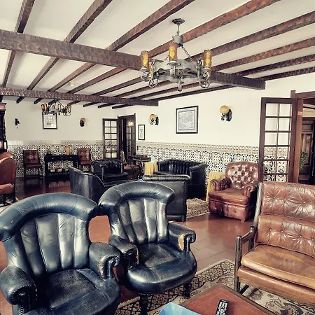 Rainha Santa Isabel - History 호텔 3*