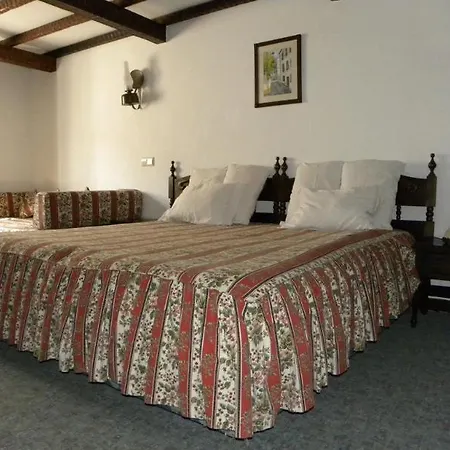 Hotel Rainha Santa Isabel - History Óbidos