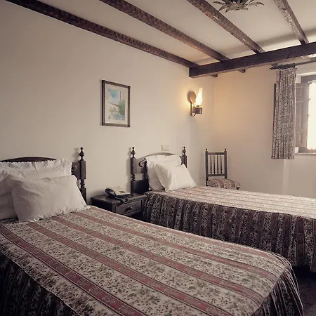 Hotel Rainha Santa Isabel - History