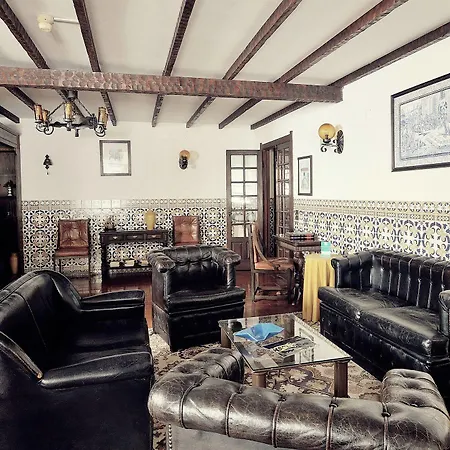 Rainha Santa Isabel - History Hotel