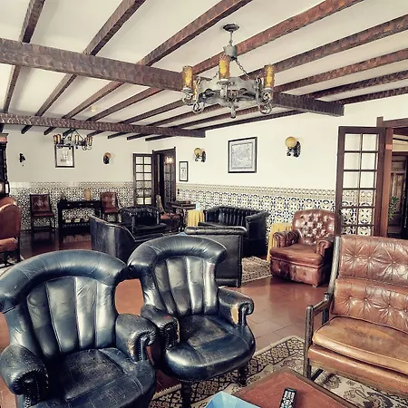 Rainha Santa Isabel - History Hotel 3*