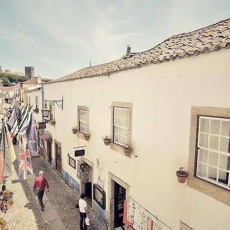 Rainha Santa Isabel - History Hotel Óbidos