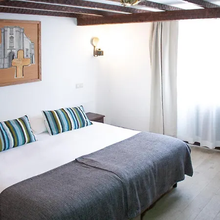 Hotell Rainha Santa Isabel - History