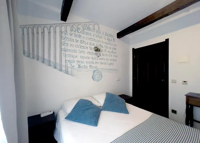 Rainha Santa Isabel - History 3* Óbidos