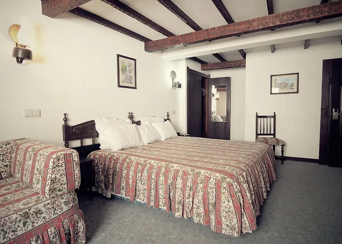 Hotel Rainha Santa Isabel - History Óbidos