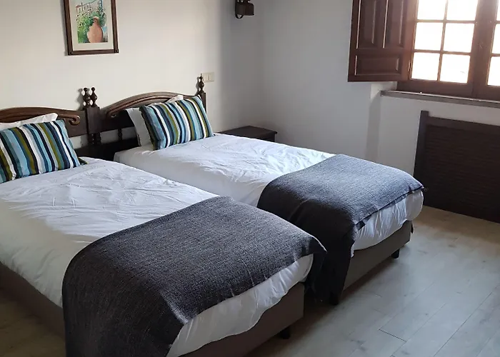 Rainha Santa Isabel - History Hotel 3*