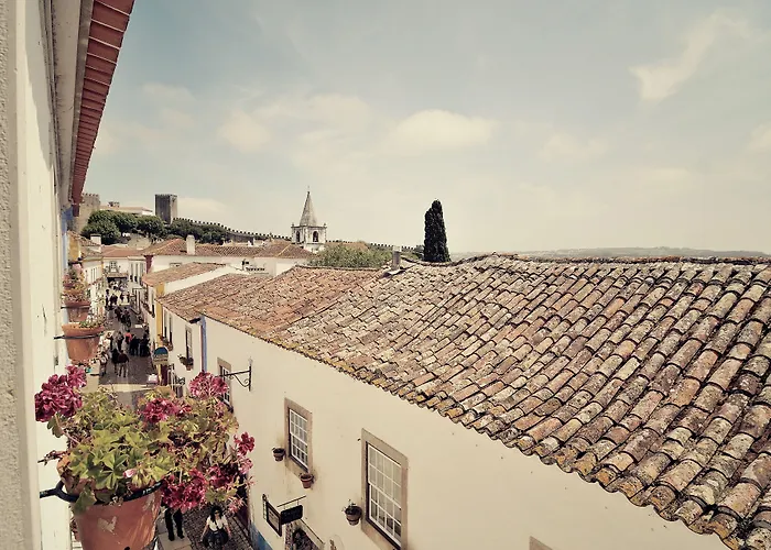 Rainha Santa Isabel - History Hotel