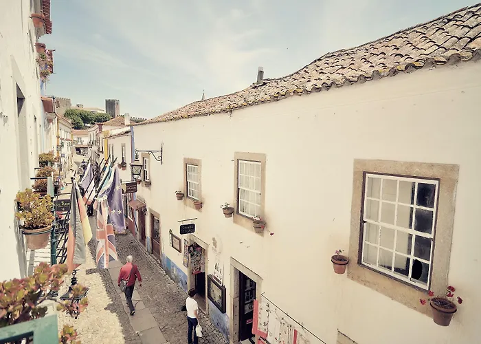 Hotel Rainha Santa Isabel - History Óbidos